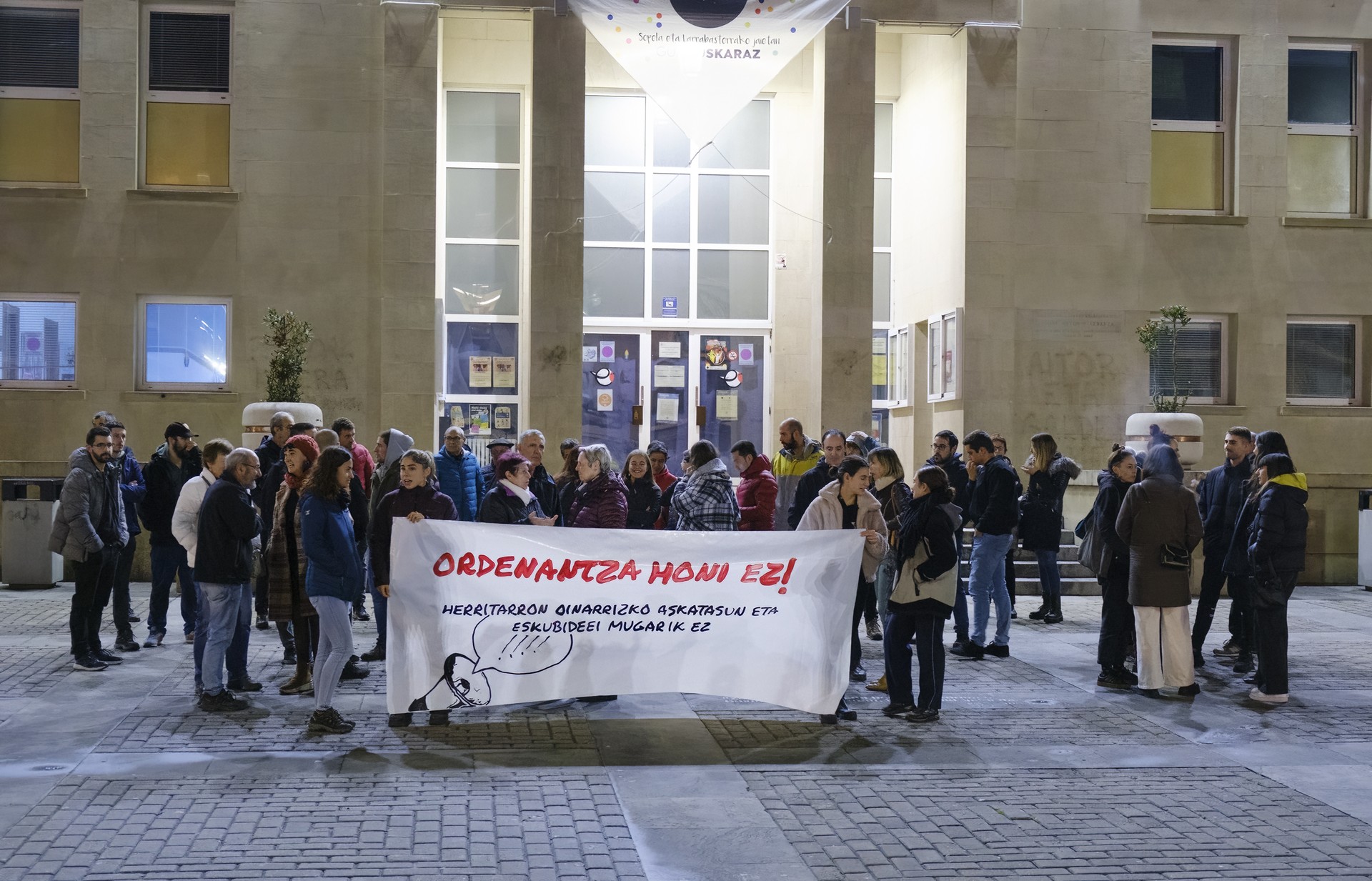 Sopelako gizalegezko ordenantza deuseztatzeko lanean jarraituko dutela iragarri dute