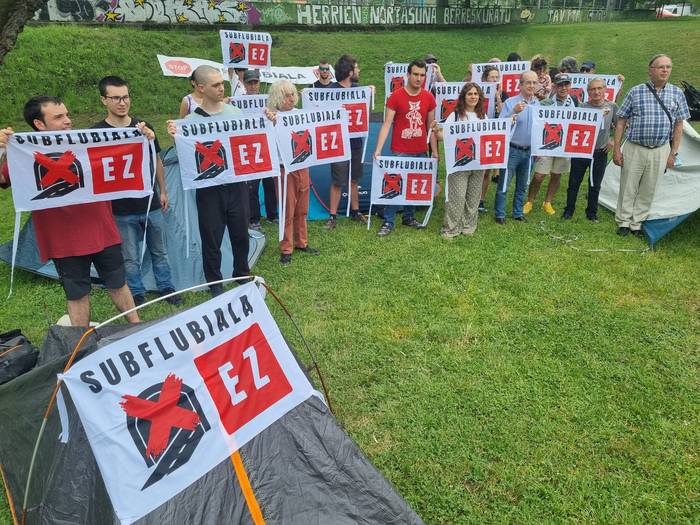 Subflubiala EZ plataformak kanpaldia antolatuko du Artatza parkean itsasadarreko tunelaren aurka