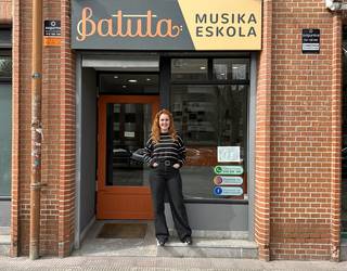 Irantzu Garamendi: "Sormen musikalari leku askea eskaintzen diogu, ikasleek beraien obra musikalak konposatzeko bultzada eta laguntzagaz"