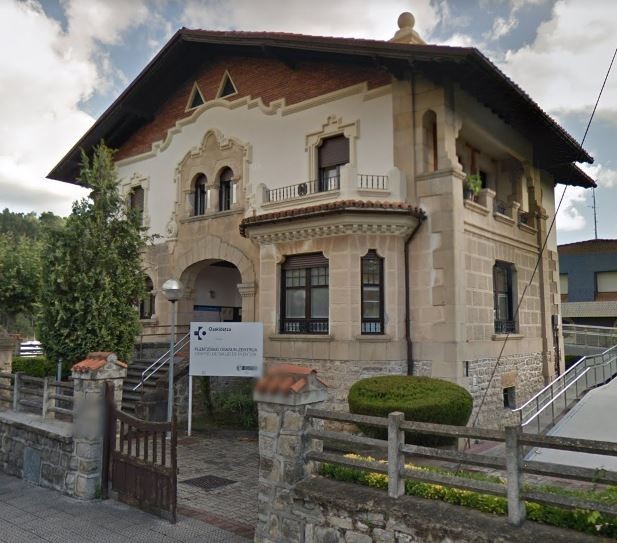 Maiatzetik herrian pediatrarik ez dagoela salatu du Plentziako EH Bilduk