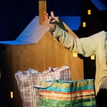 "52 Hertz" antzerkia