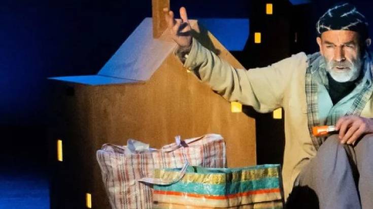 "52 Hertz" antzerkirako sarrera bioitza gura baduzu, badakizu!