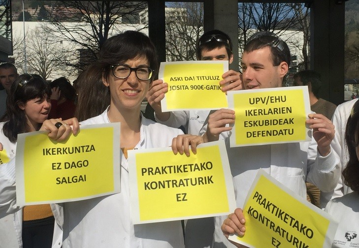 Hitzarmen Kolektiboan sar ditzaten, mobilizatzera deitu du EHUko Doktoregaien Asanbladak