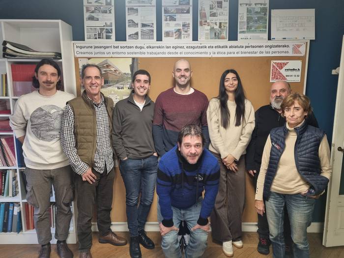 "Estudio K ia 40 urteko ibilbidea duen kooperatiba da, eta horrek ere izen eta kalitate-ziurtagiri bat ematen digu"