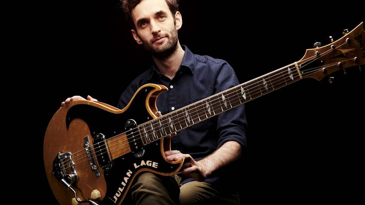 Julian Lage gitarra-jotzailea, gaurko protagonista Getxoko Jazzaldian