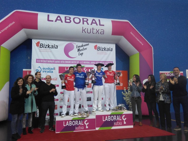 Etxanizek eta Arrietak jantzi dituzte lau t'erdiko txapelak