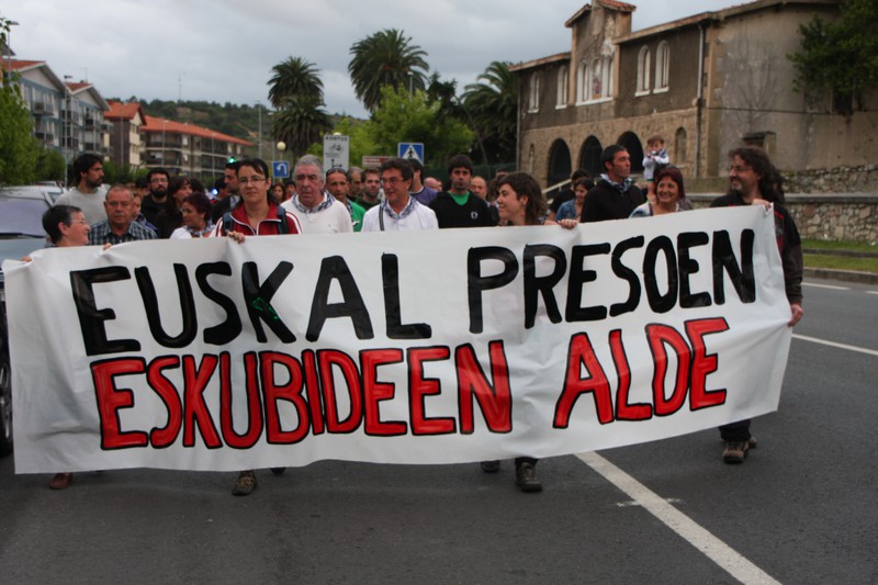 Presoen aldeko ekitaldiak egunotan Sopelan