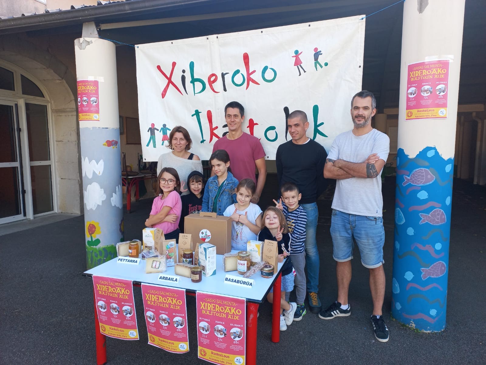 Zuberoako ikastolen aldeko elkartasun-kanpaina Uribe Kostara heldu da