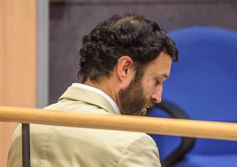 Gazteluetako abusuengatik zigortutako irakasleak espetxea saihestu dezake: hamaikatik bi urtera jaitsi dio zigorra Auzitegi Gorenak