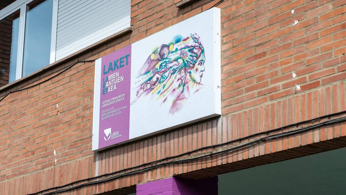 LAKETek ikasturte amaierako jaia egingo du Maria Cruickshanken bakarrizketagaz