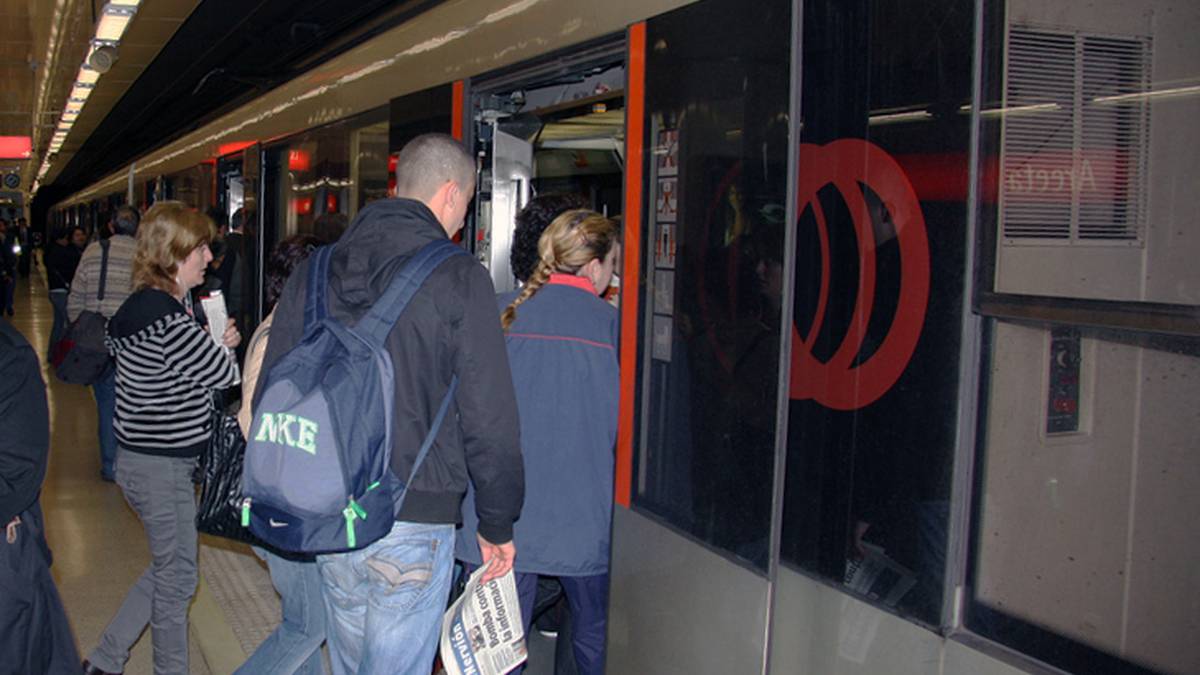 Metro Bilbaok zerbitzua indartuko du Leioako jaietan