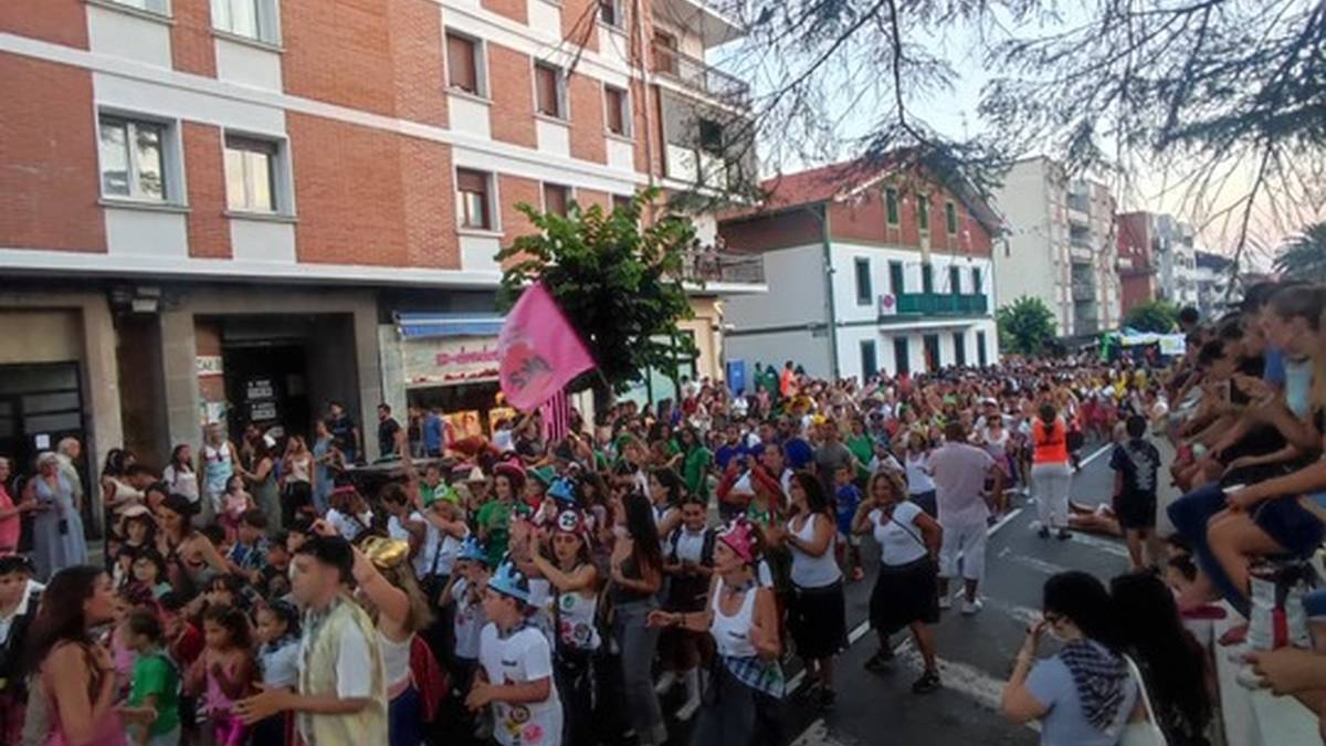 Gorlizek agur esan die Santiago jaiei