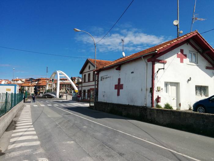 Plentziako Gurutze Gorriaren eraikina botako dute