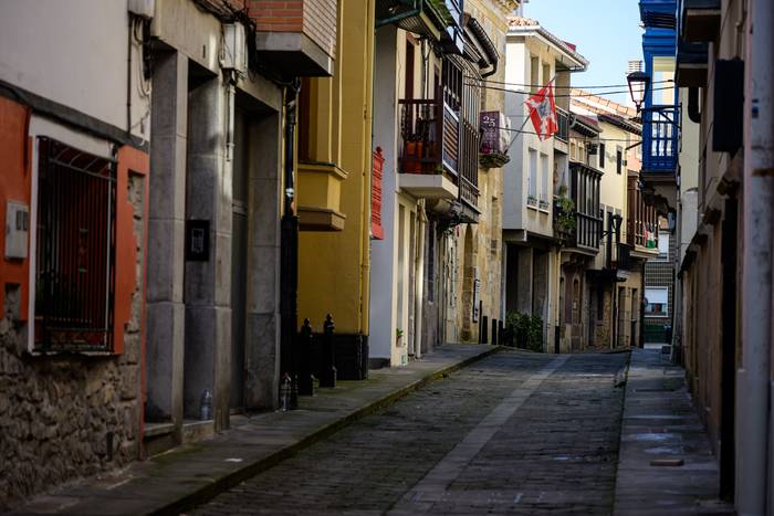 Etxebizitza turistikoak arautzeko deia egin die Plentziako Udalak komunitateei