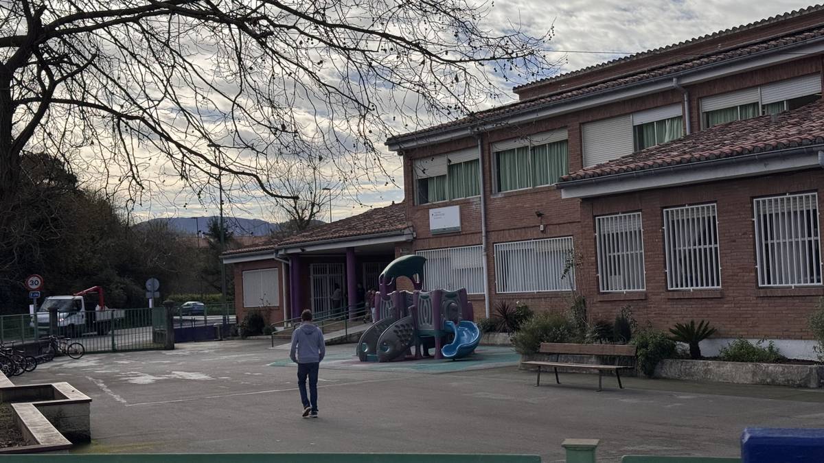 Hezkuntza Sailak Lamiako eta Larrañazubi ikastetxeak itxiko ditu Leioan eta Getxon