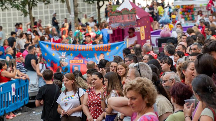 "Jaien bereziena kuadrillek sortzen duten giro ona eta elkartasuna da"
