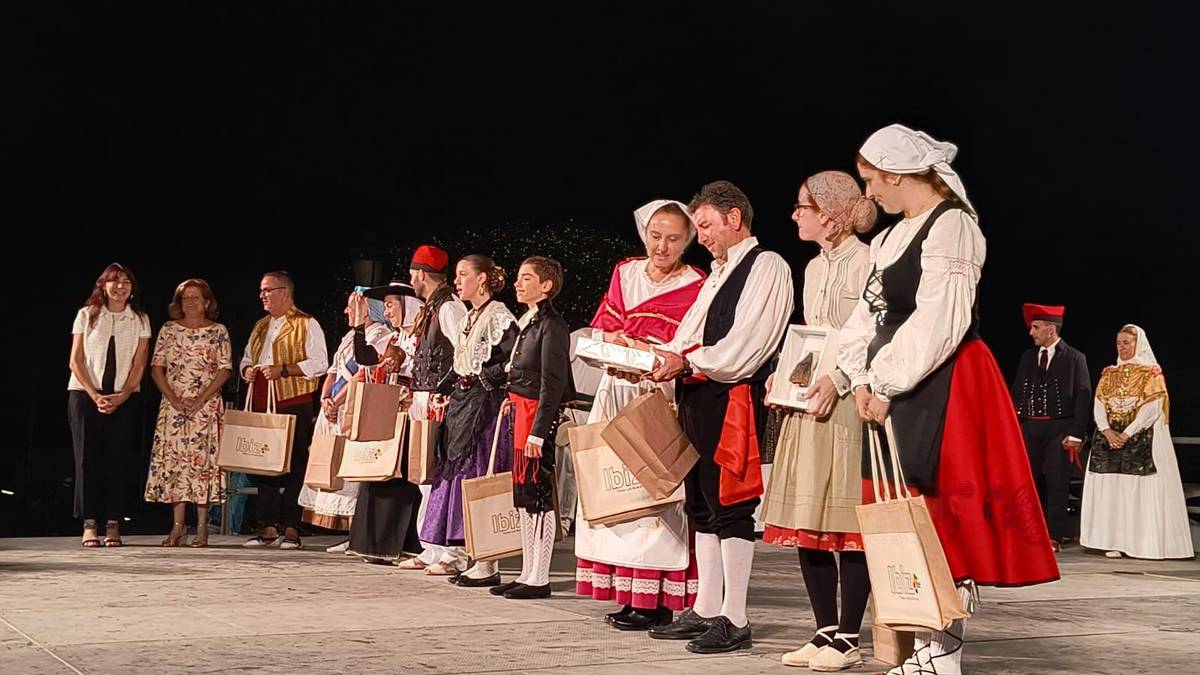 Gorlizko Aratz Dantza Taldeak bere 45. urteurrena ospatuko du ekainean