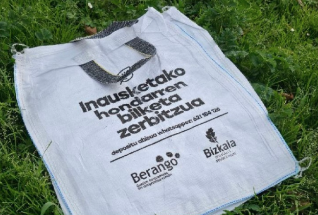 Berangoko Udalak inausketa-hondarrak errefusaren edukiontzian ez uzteko eskatu du