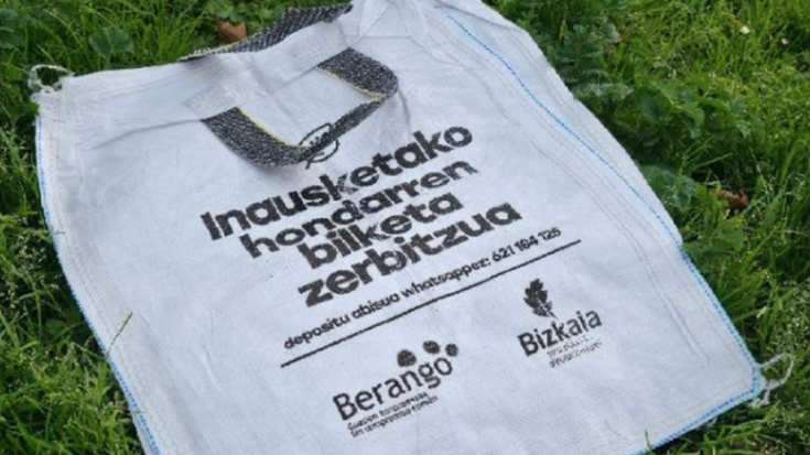 Berangoko Udalak inausketa-hondarrak errefusaren edukiontzian ez uzteko eskatu du