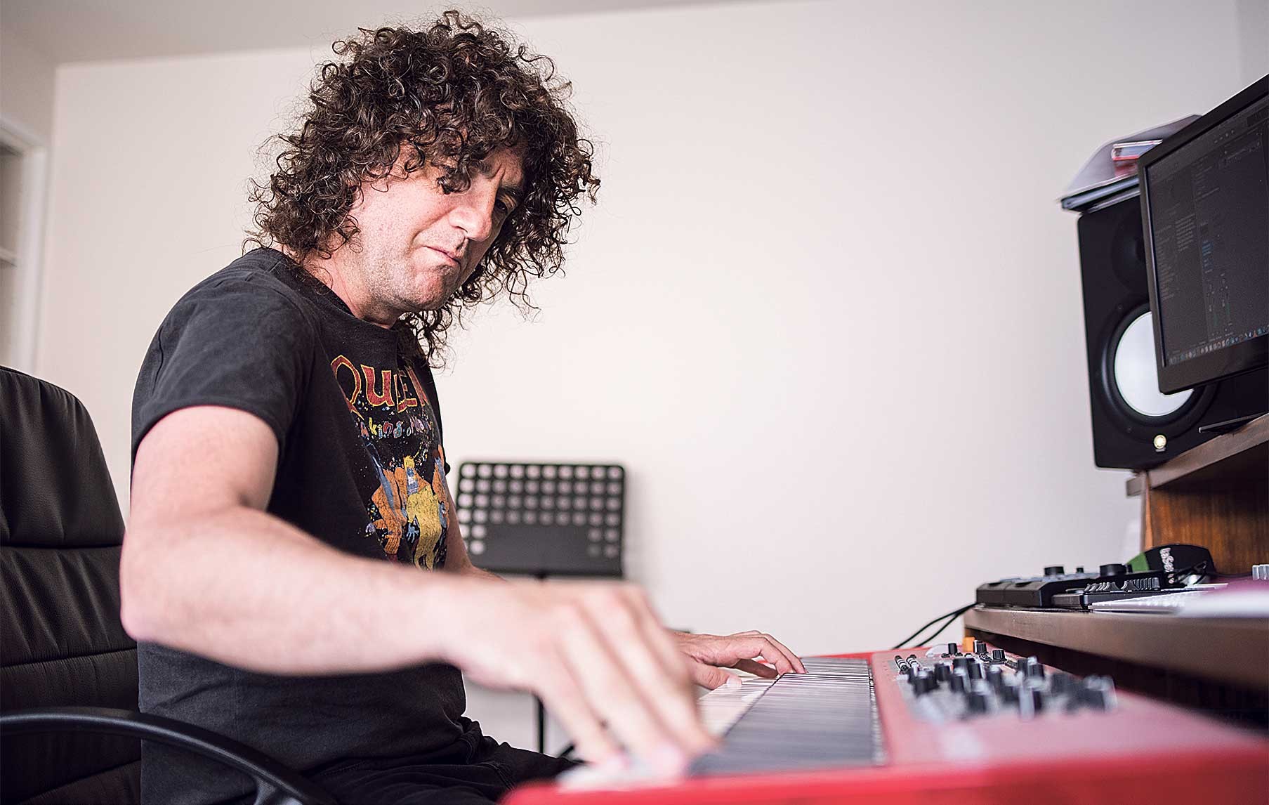 Aiert Erkoreka (Inconscientes musika-taldea): "Filmetako musika egitea gustatuko litzaidake"