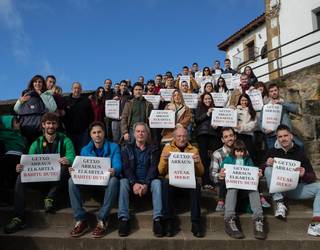 Arraunaren munduko Getxoko hainbat kirolarik irregulartasunak salatu dituzte Getxo Arraun Elkartearen kudeaketan