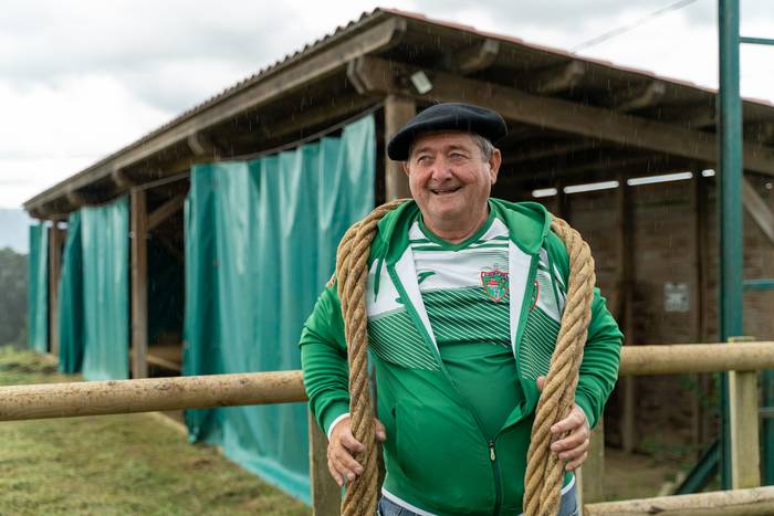 Jose Luis Orozko 'Txelis': "Konpetiteko klub gihau behar diz, horrek barik selekzinorik be ez dogu eukiko"
