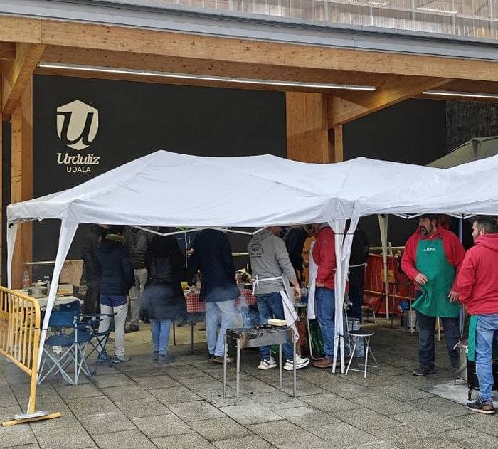 Euriari aurre eginda, 81 putxera batu ziren Urdulizko IV. Putxera Txapelketan