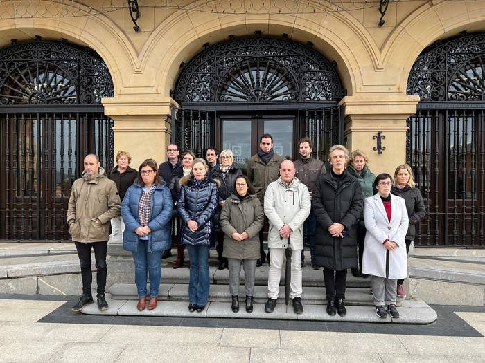 Urtarrilaren 1ean emakume bati egindako sexu-erasoa gaitzetsi dute erakunde publikoek