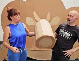 "Hodei guztien gainetik" haur ikuskizunerako sarrera bikoitzak zozkatzera goaz