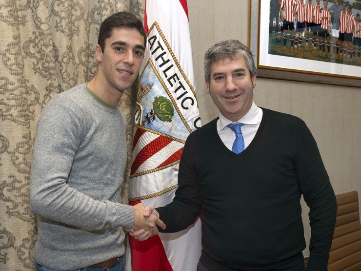 Sabin Merinok berriztatu egin du kontratua Athleticegaz