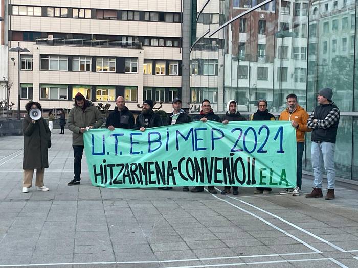 Armintzako Bimepeko azpikontratako langileak greban daude hitzarmen propioa eskatu eta euren lan-baldintzak egokitzeko