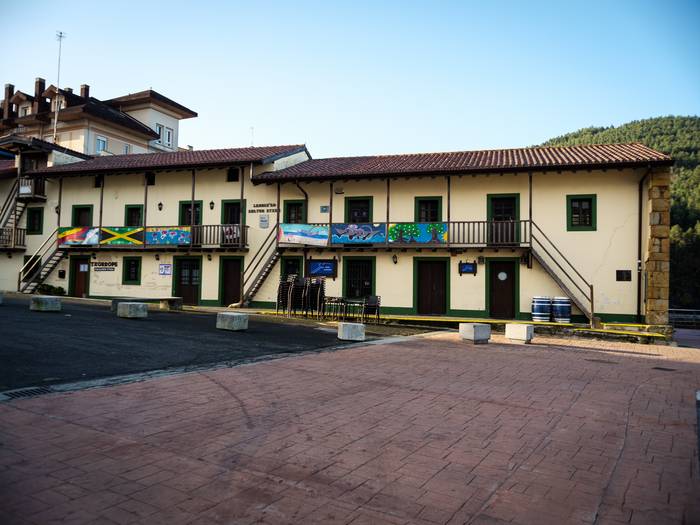 Salsa eta bachata ikasteko aukera berria Lemoizen, urtarriletik aurrera