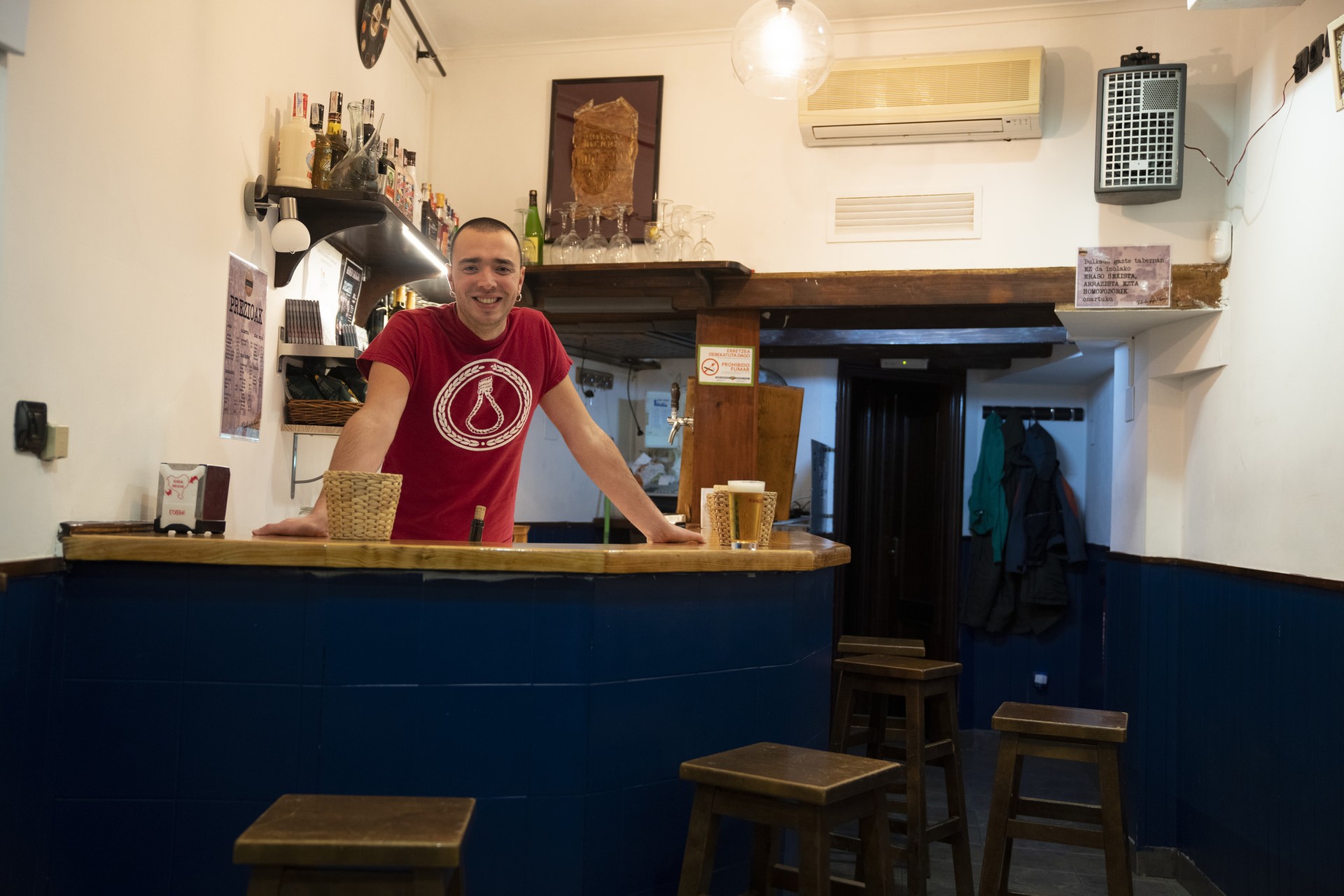 Bulkada gazte-taberna: "Ezarritako ereduaren aurrean, guk gurea eraiki nahi dugu"
