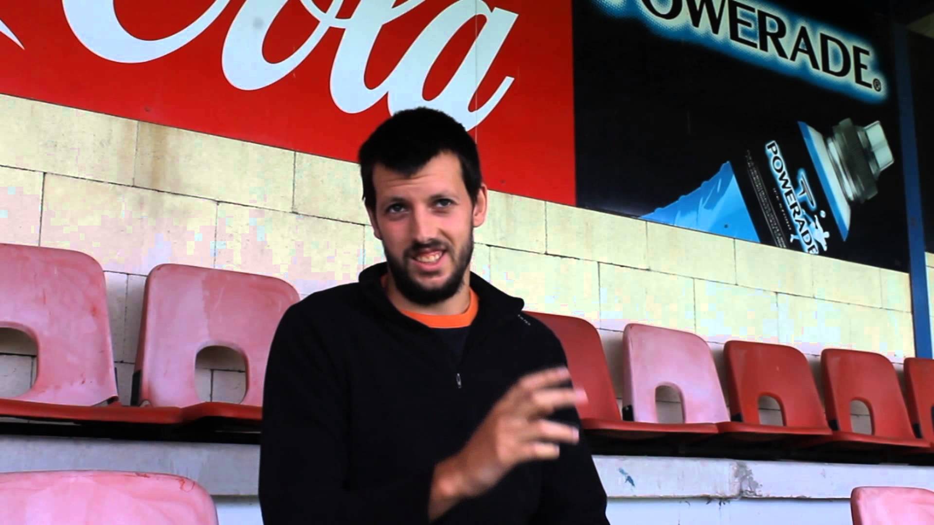 Oier Barradok ez du Leioako futbol-taldean jarraituko