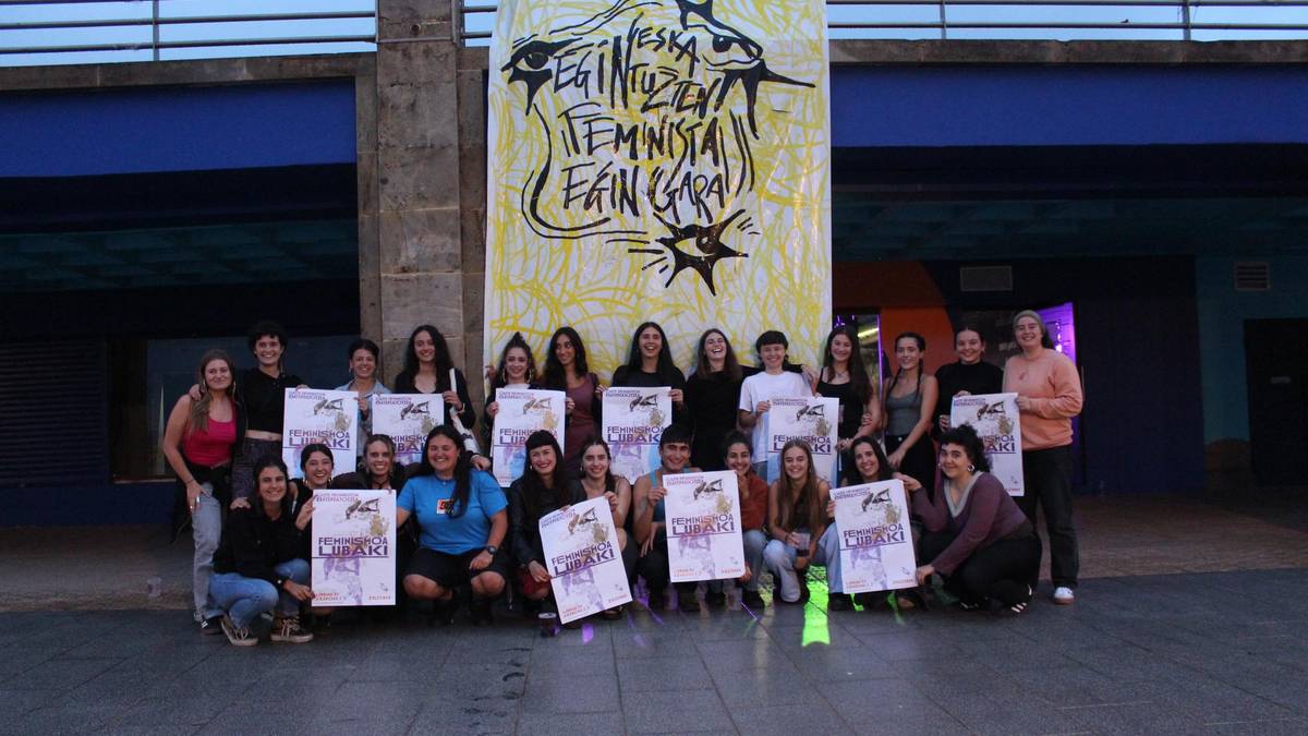 Uribe Kostako Gazte Feministak: "Gaueko jai giroan bizi dugun testuingurua sistema patriarkal honen isla besterik ez da"