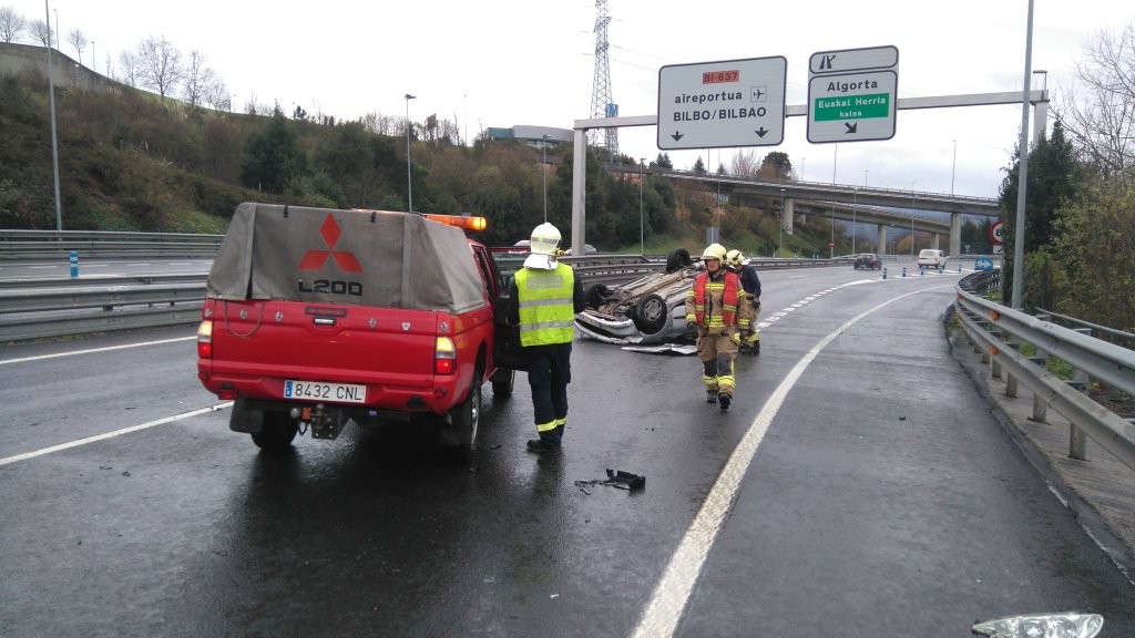 Auto bat irauli da Berangon