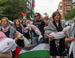 Israel Palestinan egiten ari den genozidioa gogor salatu dute Itzubaltzeta/Romon