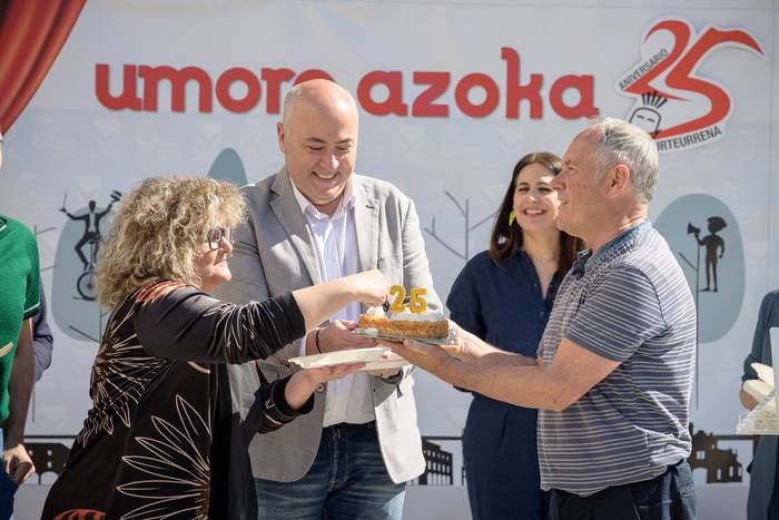 100 ikuskizun eta 50 konpainia baino gehiago mende laurdena ospatzeko