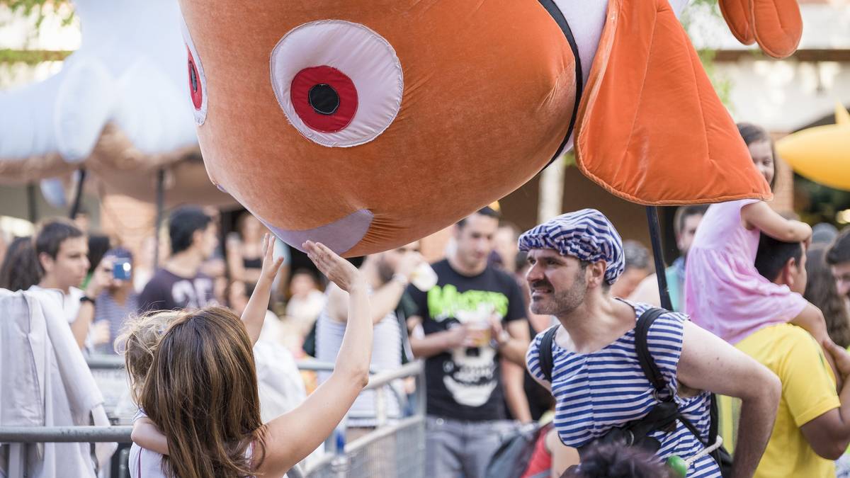 Karmen jaien zoramena hasi da!