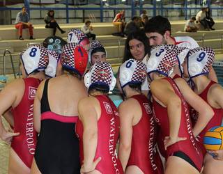 Getxo Igeriketako waterpolo taldeak lehiaketetatik kanpo geratu dira denboraldi honetan
