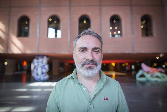 Isaac Amezaga: "Eragin itzela daukie tokiko hedabideek"