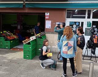 Erandioztarrek diru-bilketa abiatu dute 3.500 euro lapurtu zizkioten Mohamed Diengi laguntzeko