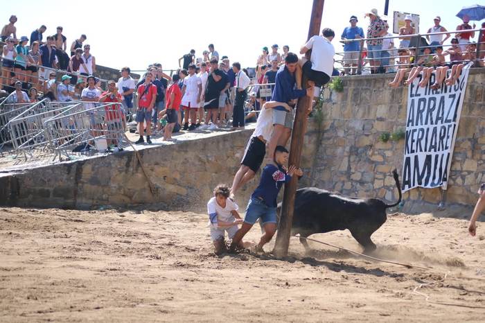 Sokamuturra Ez plataformak sokamuturraren aurkako herri-mozio bat aurkeztu gura du