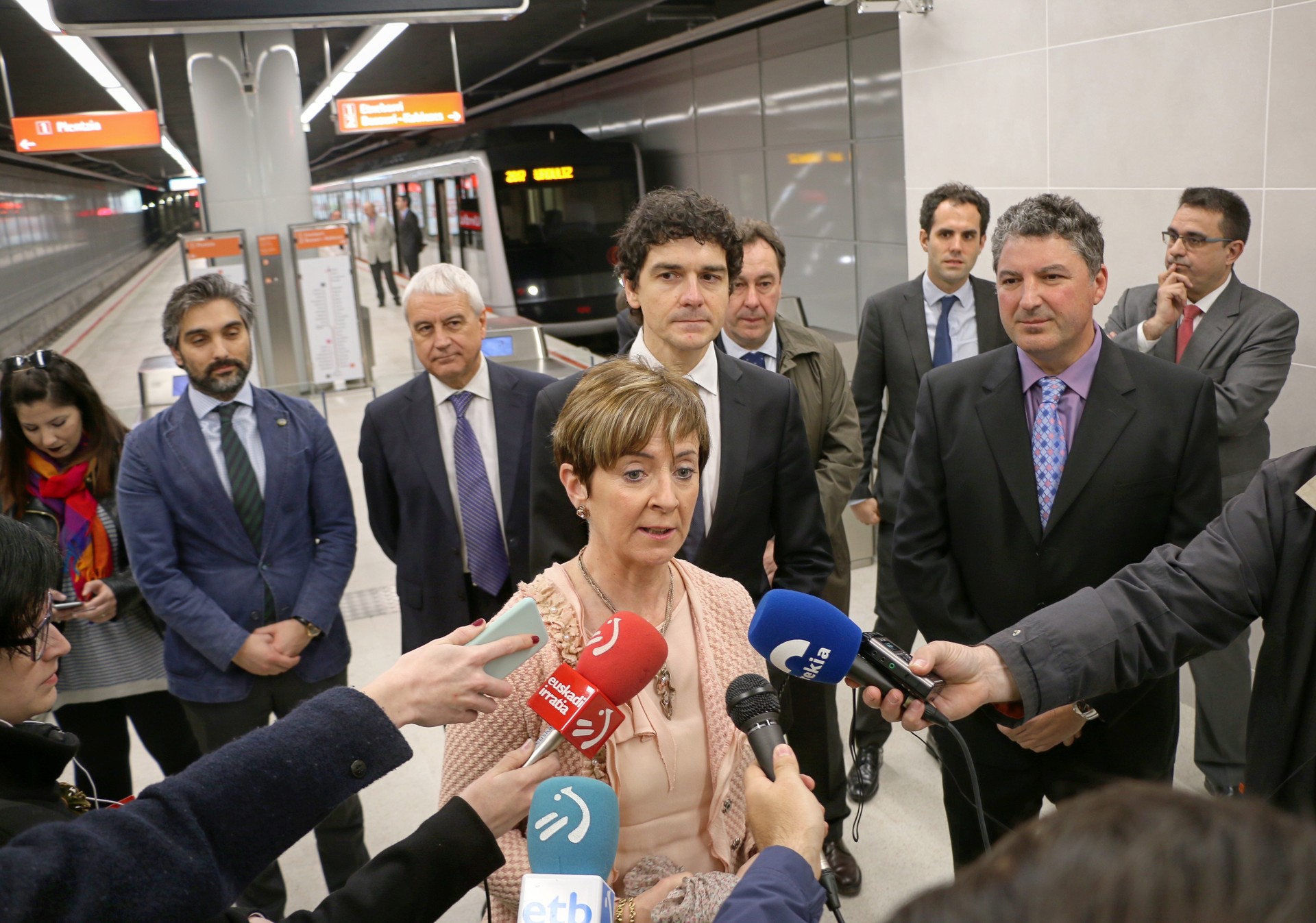 Inauguratu dute Urdulizko metro-geltoki berria