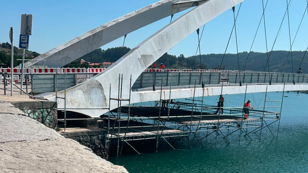 Plentziako Geltokiko Zubia berritu dute