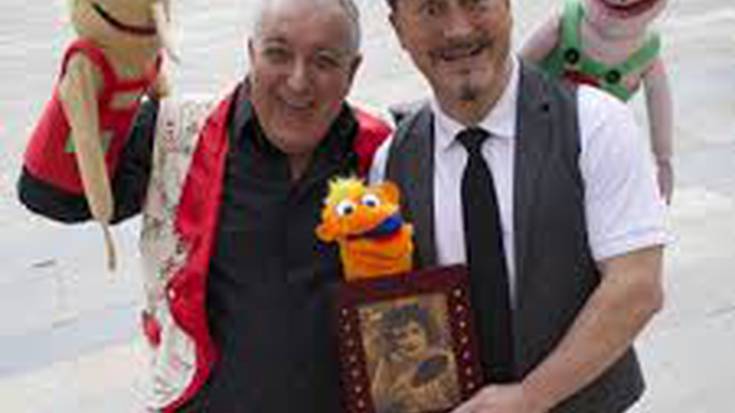 Txontxongiloak: "La famiglia Toronbole"