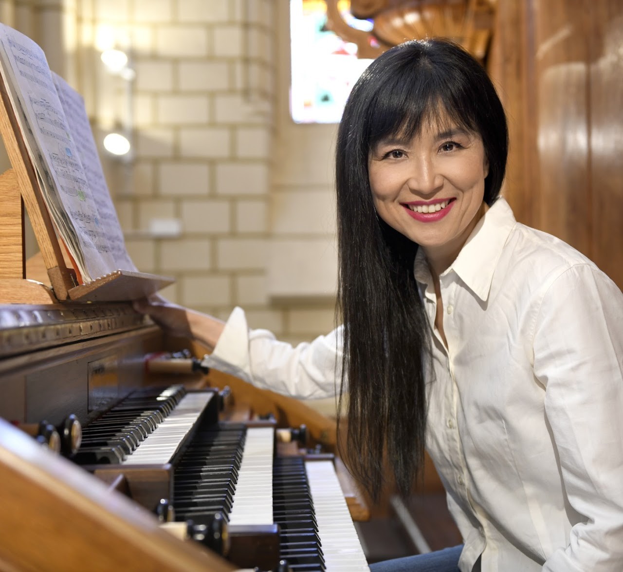 Riyehee Hong organista korearrak kontzertua eskainiko du bihar Urdulizko Andra Mari elizan