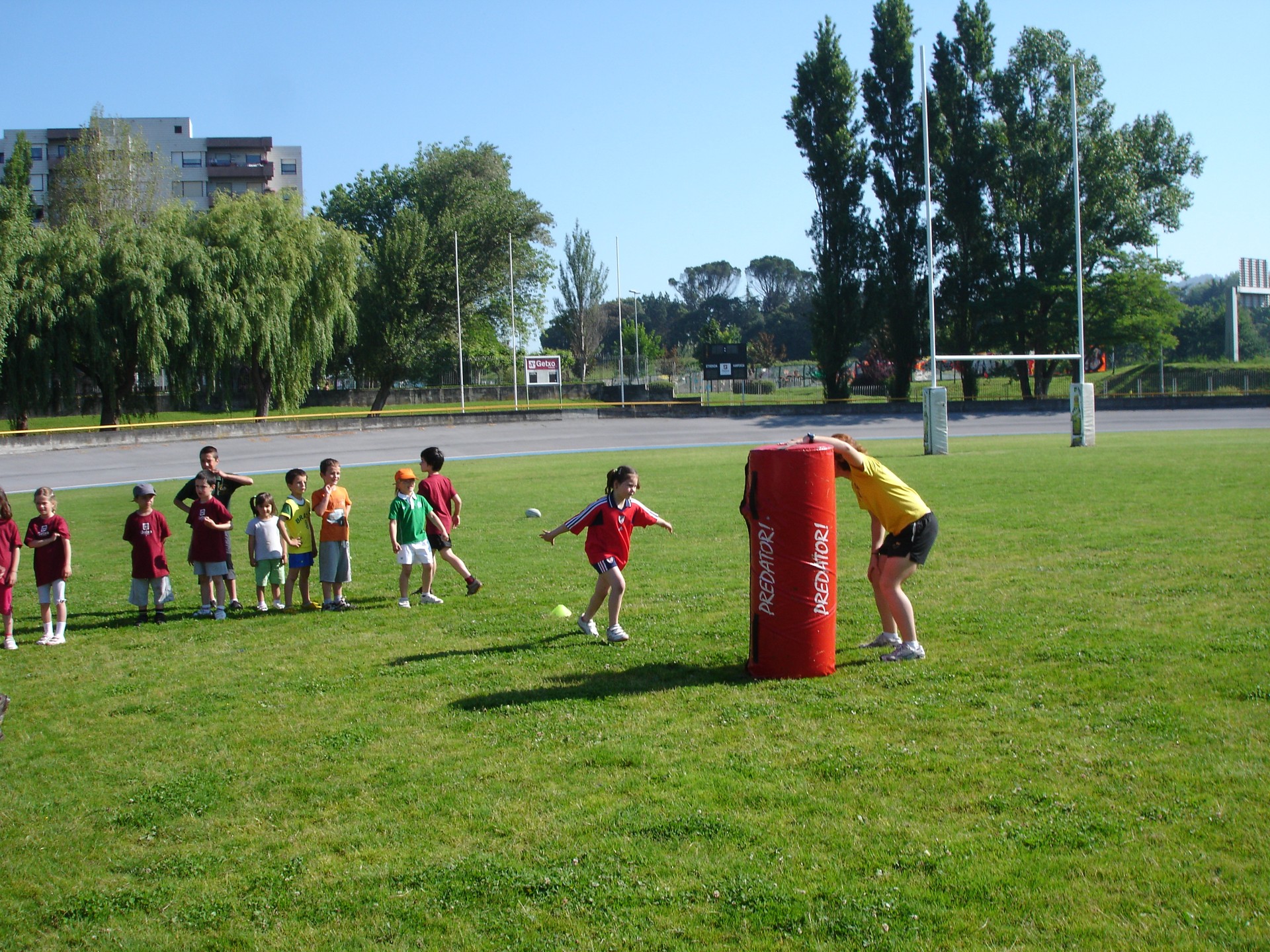 Getxoko klubek hamahiru kirol-campus eskainiko dituzte Gabonetan