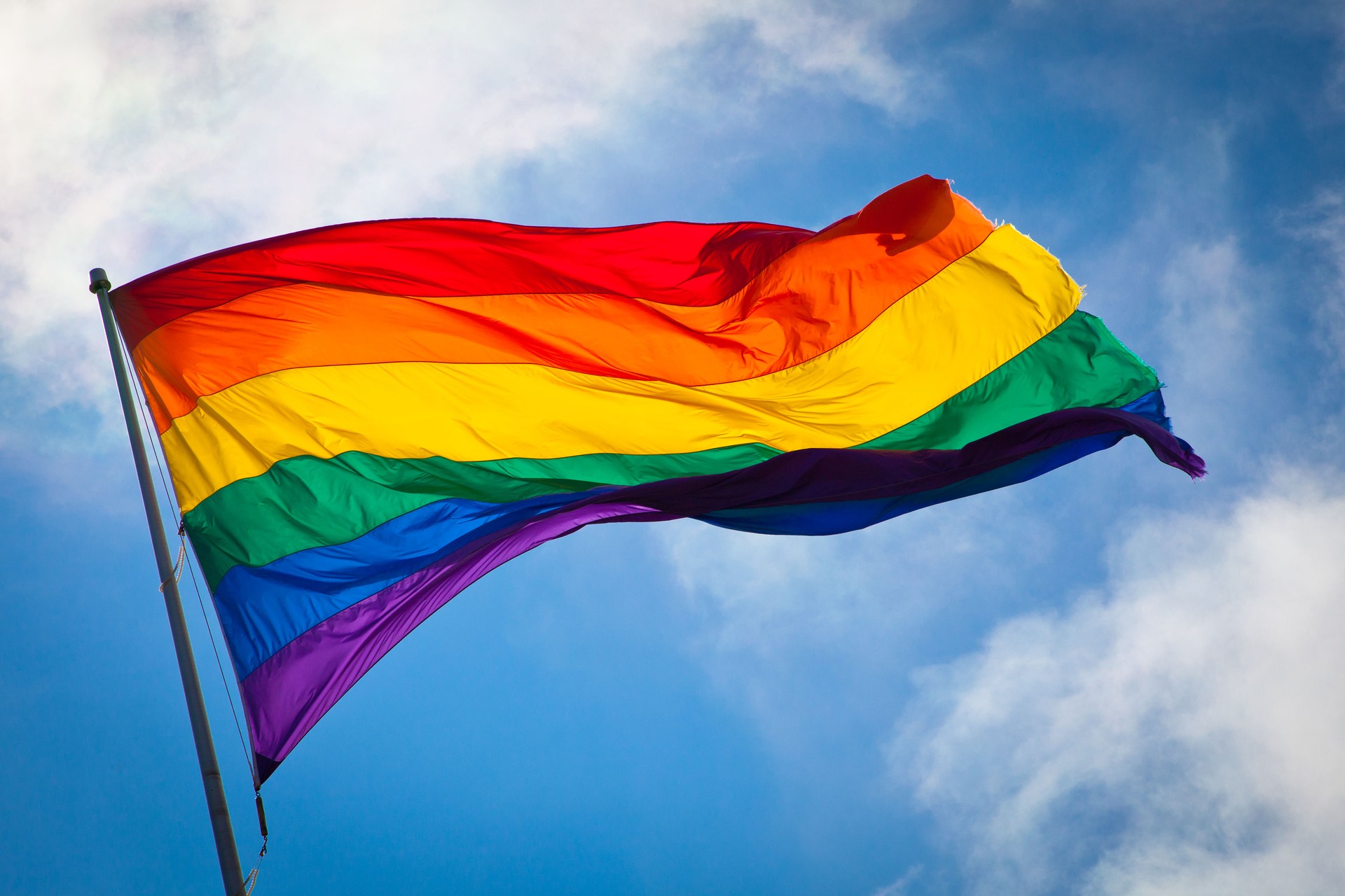 LGTBI+ Harrotasunaren Nazioarteko Eguna da gaur, ospakizunerako eta aldarrikapenerako eguna