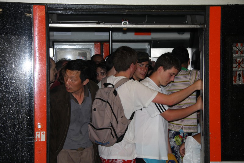 Metro Bilbaok zerbitzu berezia ezarriko du zapatuan Larrabasterrako Karmengo jaiengatik